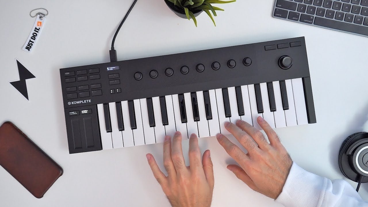 Unboxing Native Instruments Komplete Kontrol M32 + Making a Gunna/Lil Baby/Wheezy Type Beat